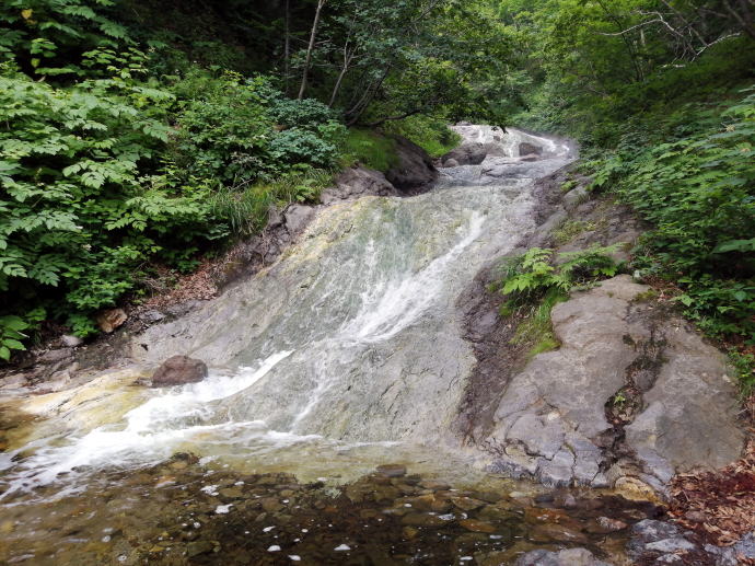 �J���C���b�J���̑�y�����s���z