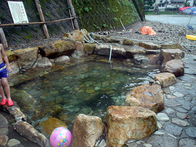 �쓒����@�͌��̘I�V���C�y�����s���z