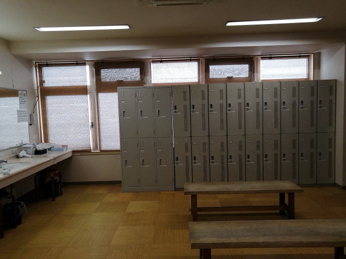 ���̂��ɉ���y�����s���z