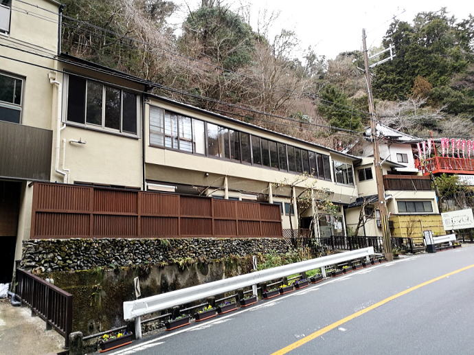 �k����V�R���W�E������y�����s���z