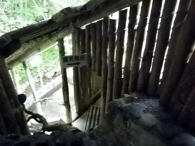 �f������@�����فy�����s���z