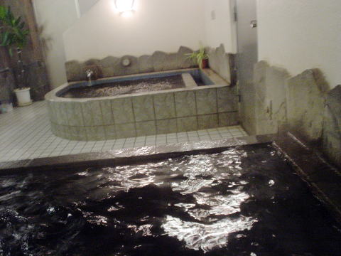 �����s�@����������y�����s���z