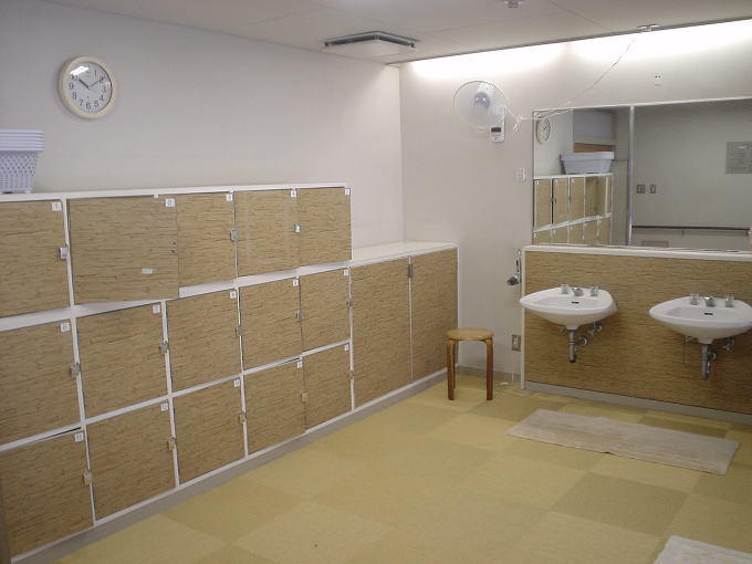 ���R�c����@�҂����R�c�y�����s���z