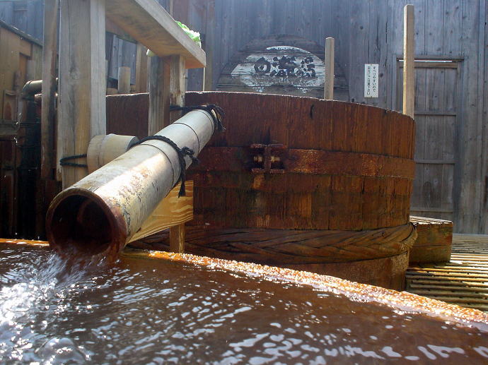 �O�r����@�����h�ɂ���ב��y�����s���z