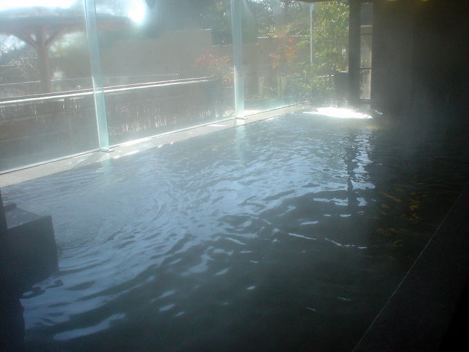 �V���̎R����@�O���[���z�e���y�����s���z