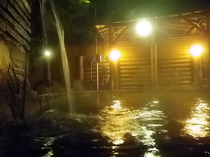 ���ʂ�鉷��y�����s���z