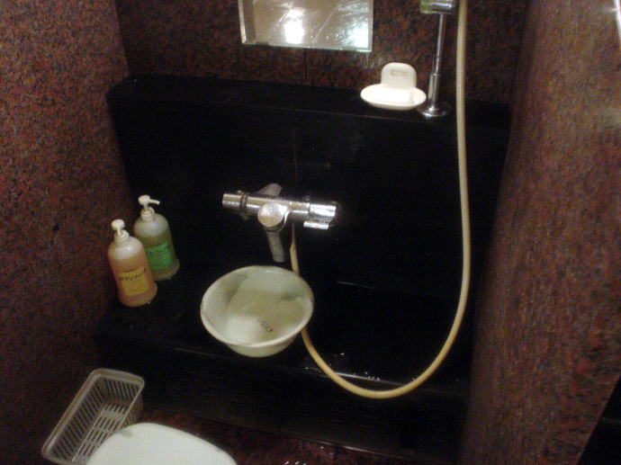 ��������y�����s���z