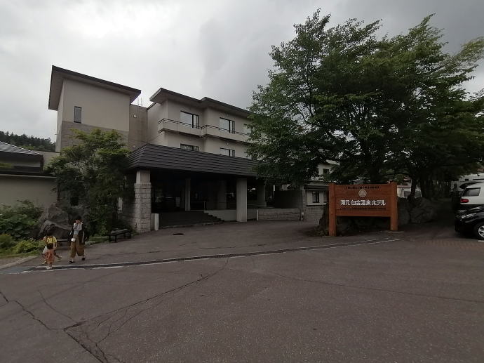 ��������@������������z�e���y�����s���z