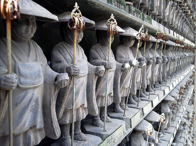 ��������y�����s���z