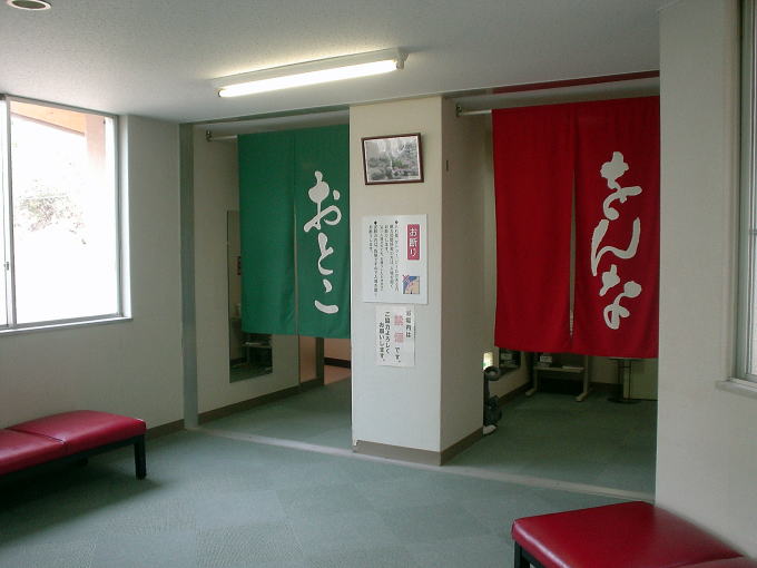 ��������y�����s���z