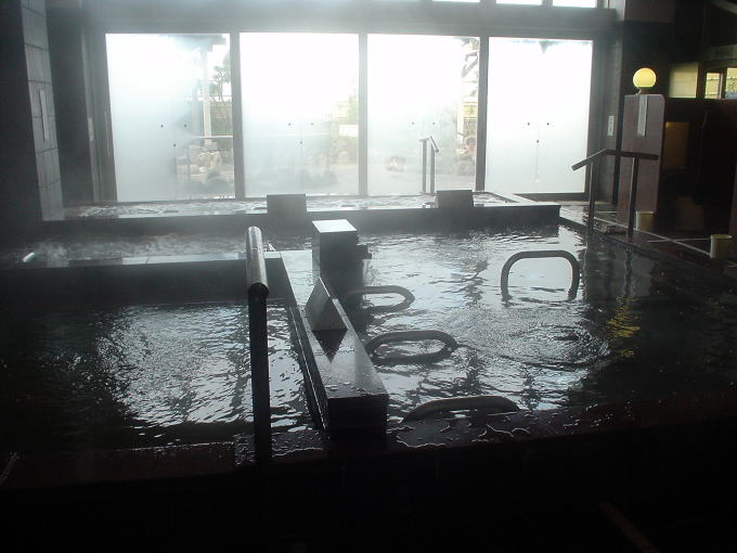 �\���A�[�g���C�N����@�X�p�o���C������y�����s���z