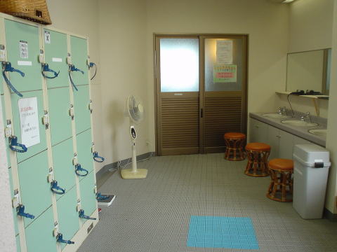 ���X������@�O���̓��y�����s���z