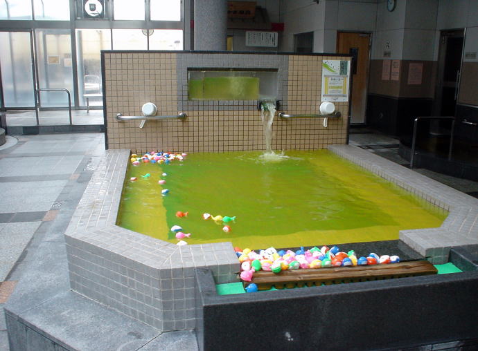 �V�R���򃆃��b�N�X�y�����s���z