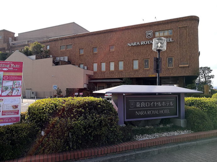 �V���̓�����@�ޗǃ��C�����z�e���y�����s���z