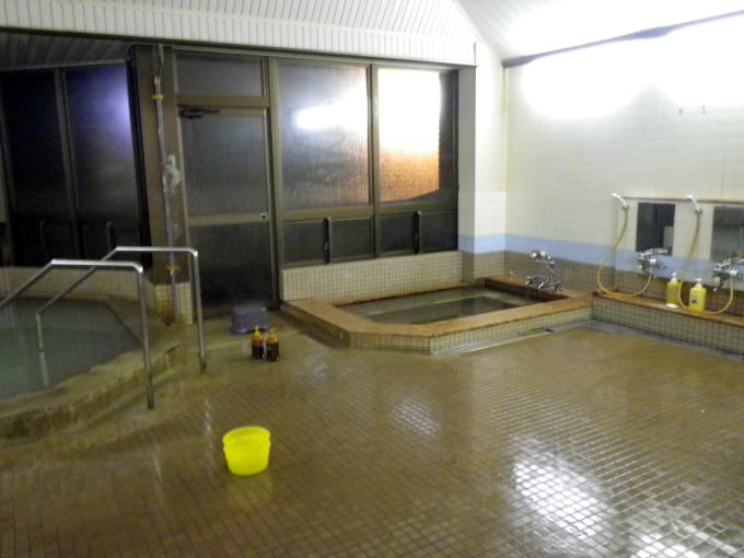 �L�x����@�ӂꂠ���Z���^�[�y�����s���z