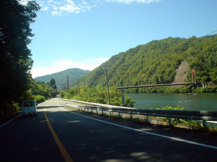 ������@��a���y�����s���z