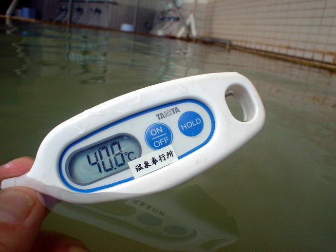 ������@��a���y�����s���z