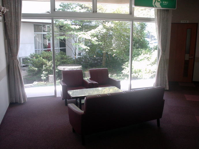 ������@��a���y�����s���z