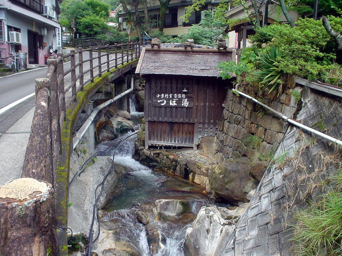 ���̕􉷐�@�ړ��y�����s���z