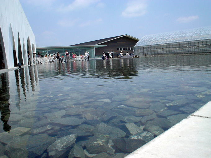 ���̎R�Љ�����@�A�N�A�C�O�j�X�y�����s���z